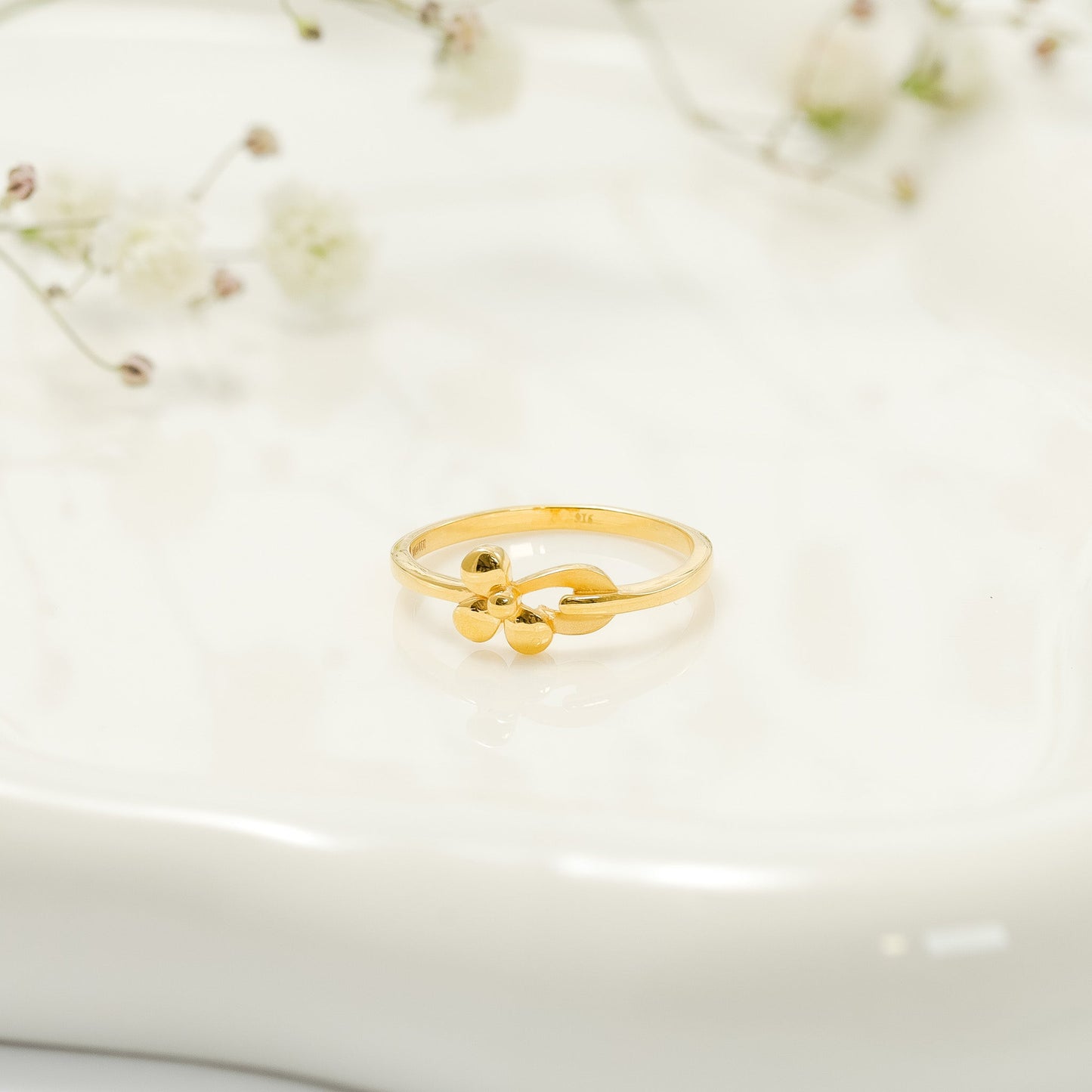 22ct Yellow Gold Unique Flower Design Ring BF1224-RN131 - FJewellery