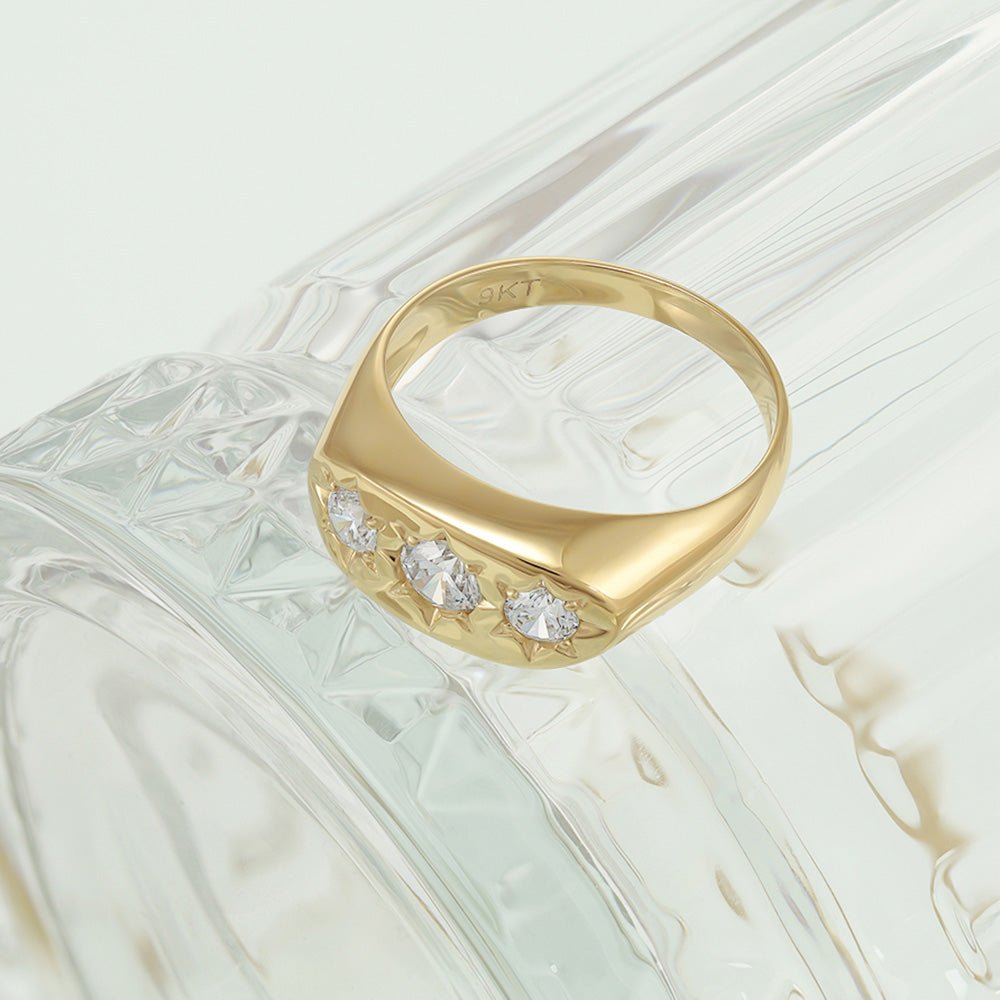 9ct Yellow Gold Mens 3 Stone Cz Plain Ring - FJewellery