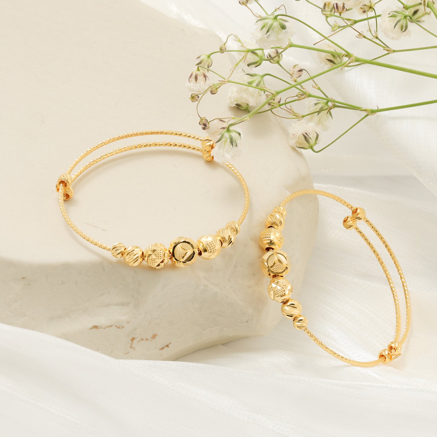 22ct Yellow Gold Bead Detail Baby Bangle Set BF1224-BN10