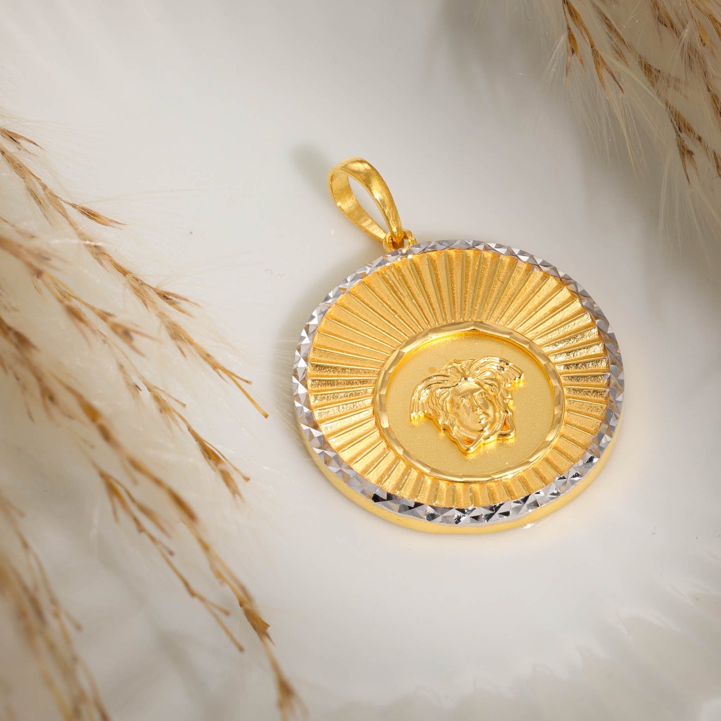 22ct Yellow Gold Mixed Metal Detail Medusa Head Pendant BF1224-PD5