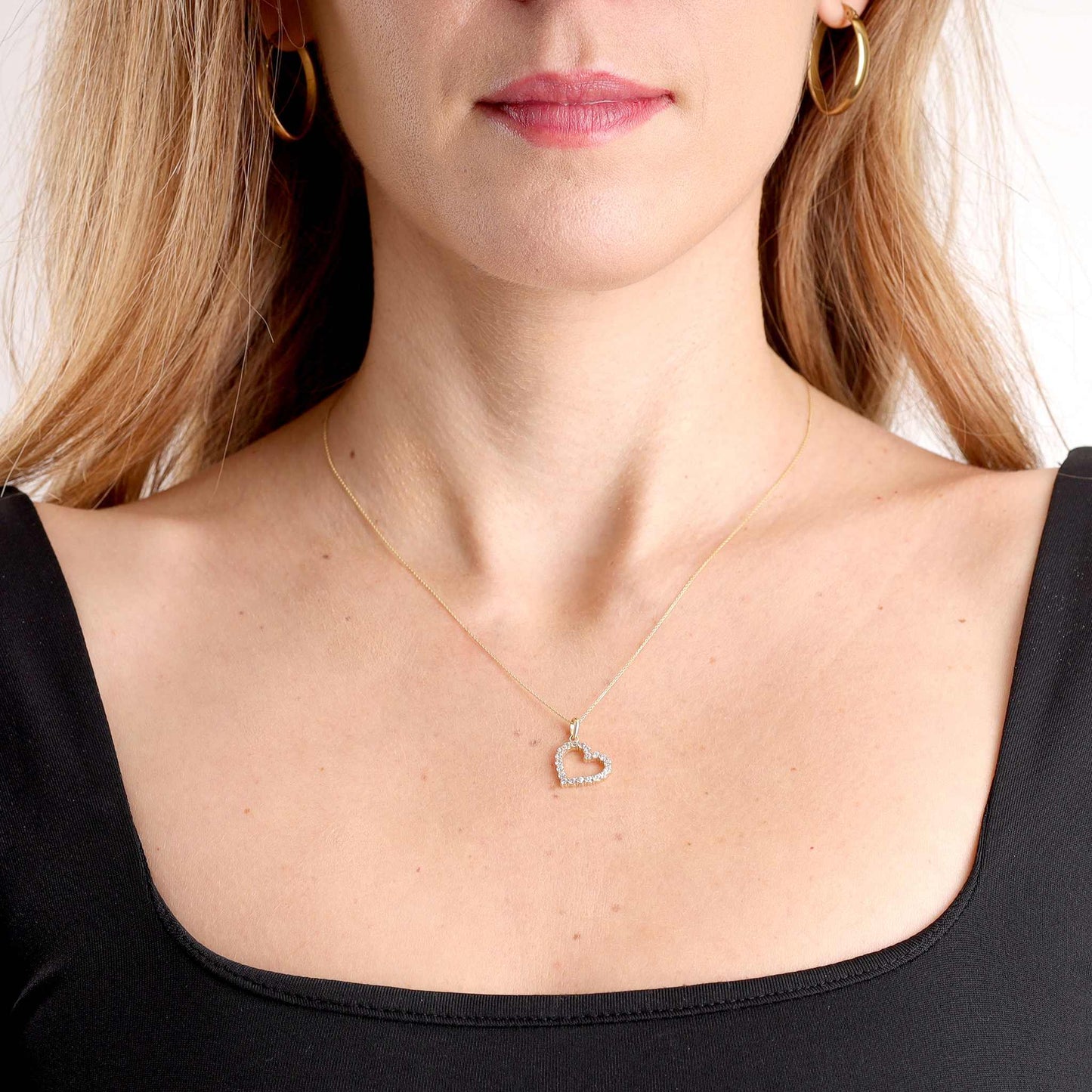 9ct Yellow Gold Cubic Zirconia Heart Pendant