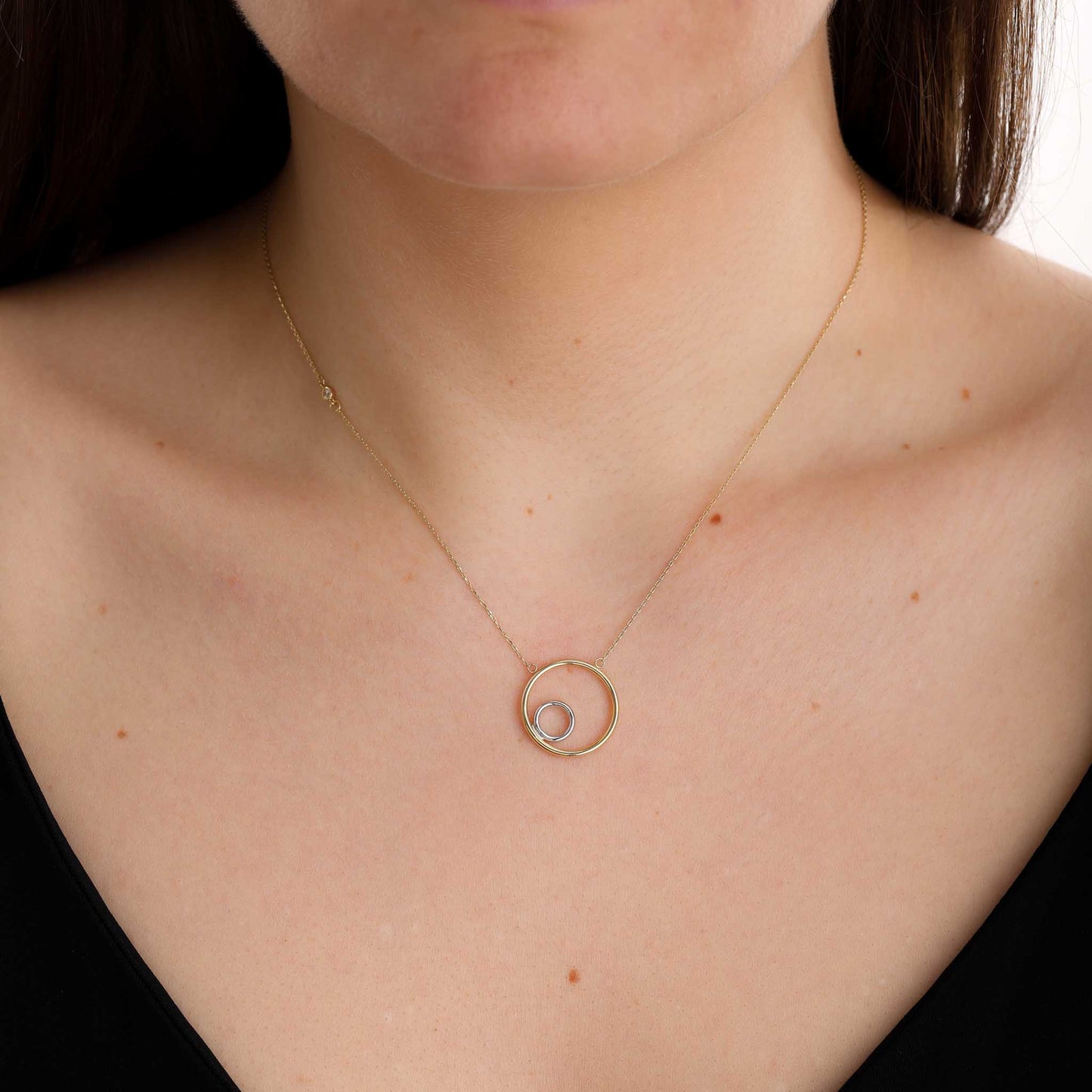9ct Yellow Gold Double Circle Pendant Necklace