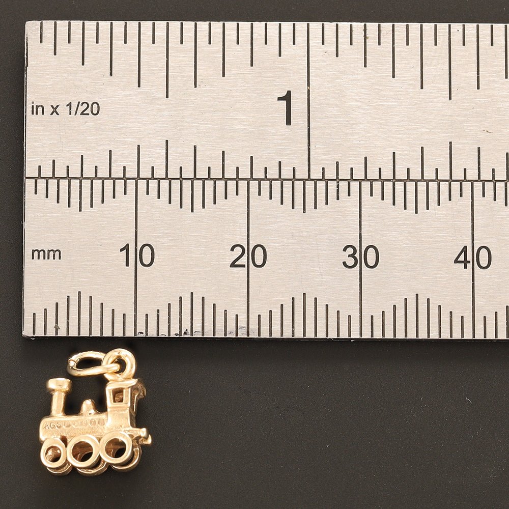 Pre-Owned 9ct Yellow Gold Train Charm - 1.4g - FJewellery