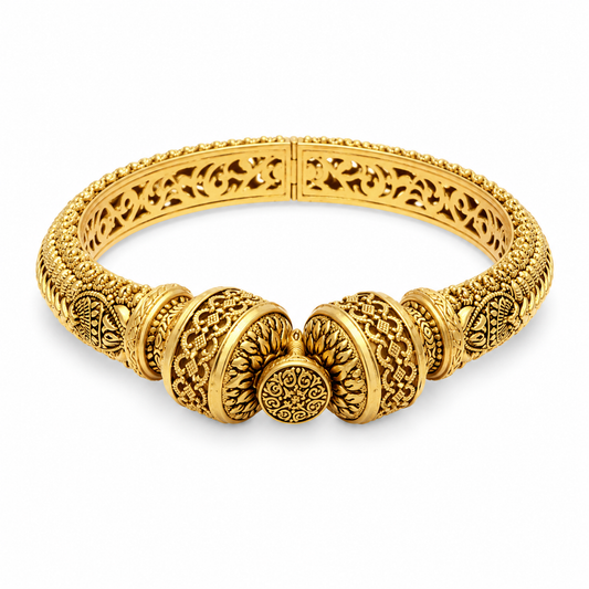 22ct Gold Ornate Engraved Hinged Bangle