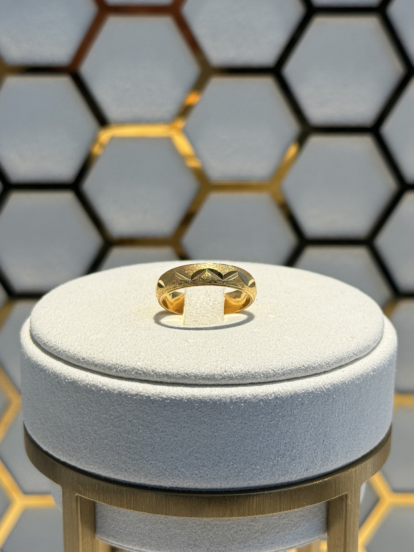 22ct Gold Patterned Band Ring with Leaf Motif