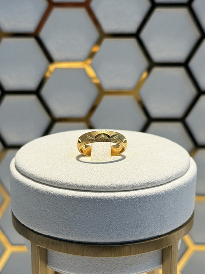 22ct Gold Patterned Band Ring with Leaf Motif