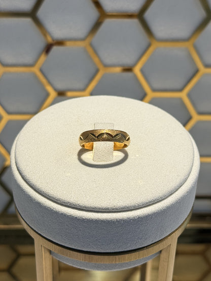 22ct Gold Patterned Band Ring with Leaf Motif