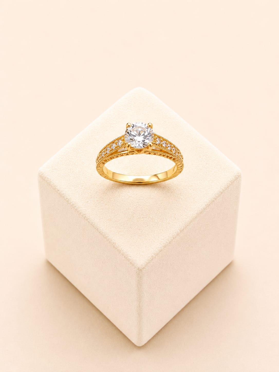 22ct Gold Round Clear Stone Halo Ring