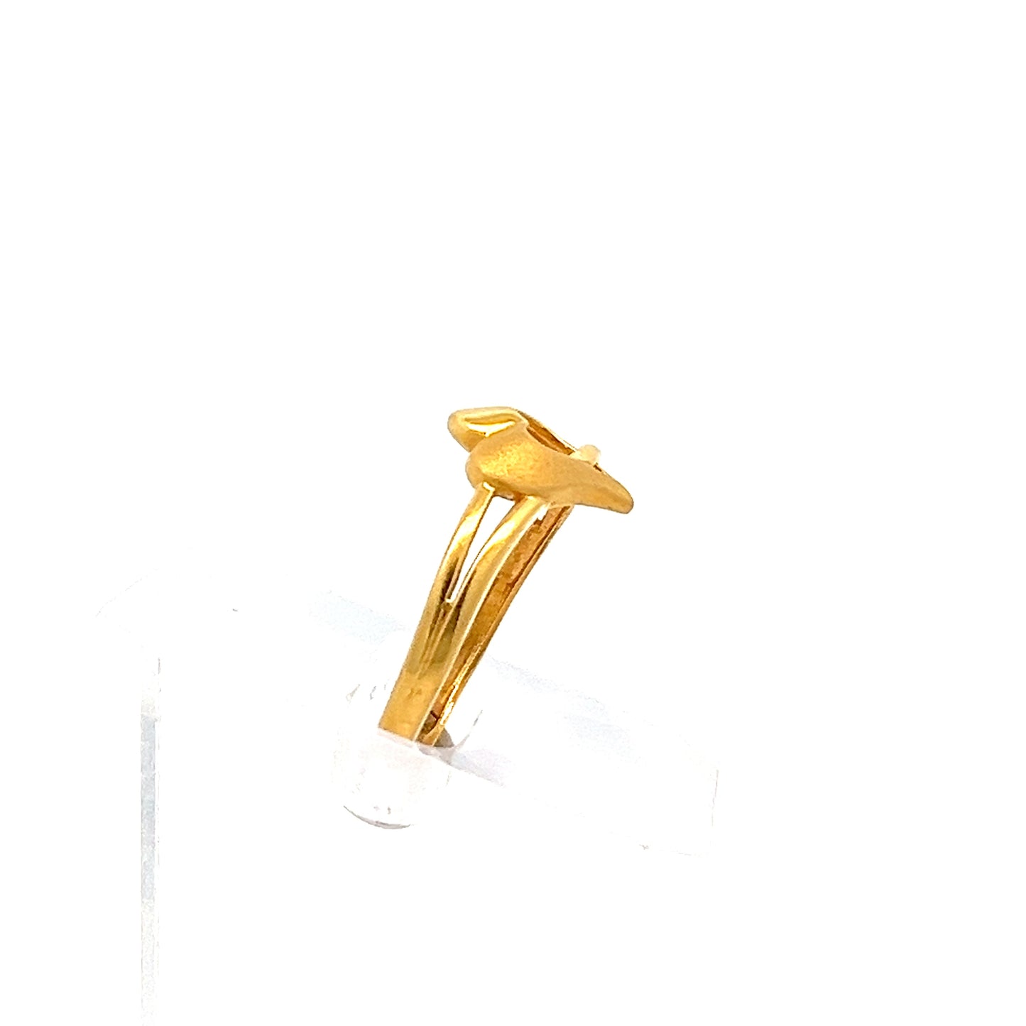 22ct Gold Heart Design Ring with Openwork Detail