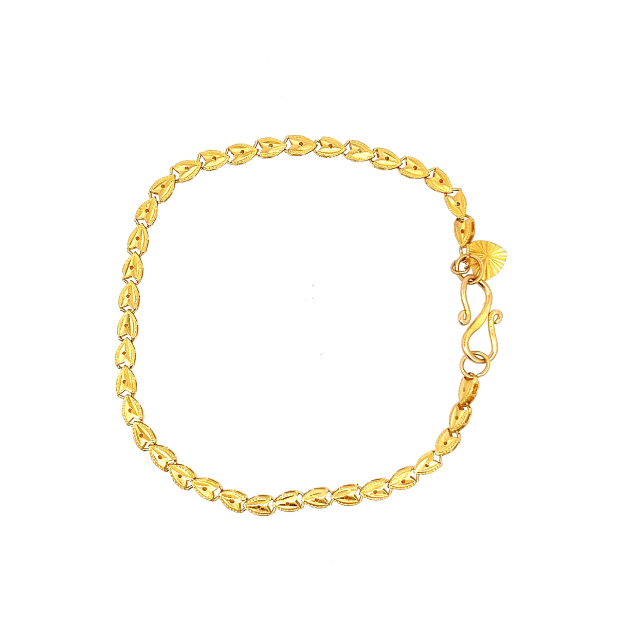 22ct Gold Bracelet with Repeating Leaf Link Design