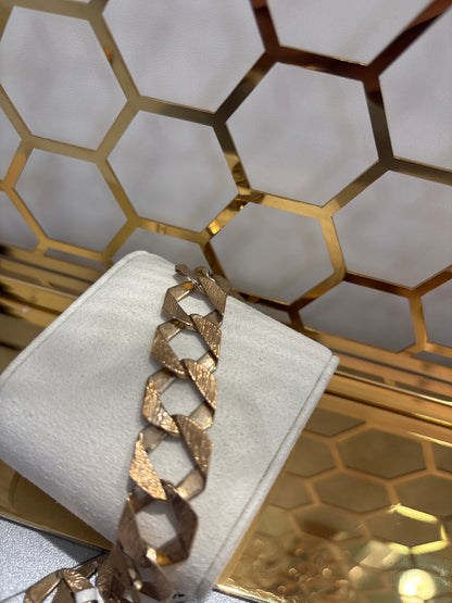 9ct Gold Engraved Interlocking Link Bracelet