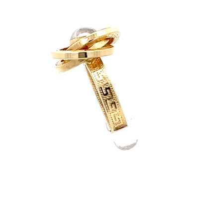 14ct Gold Scrollwork Ring with Central Clear Stone