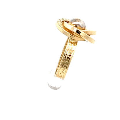 14ct Gold Scrollwork Ring with Central Clear Stone