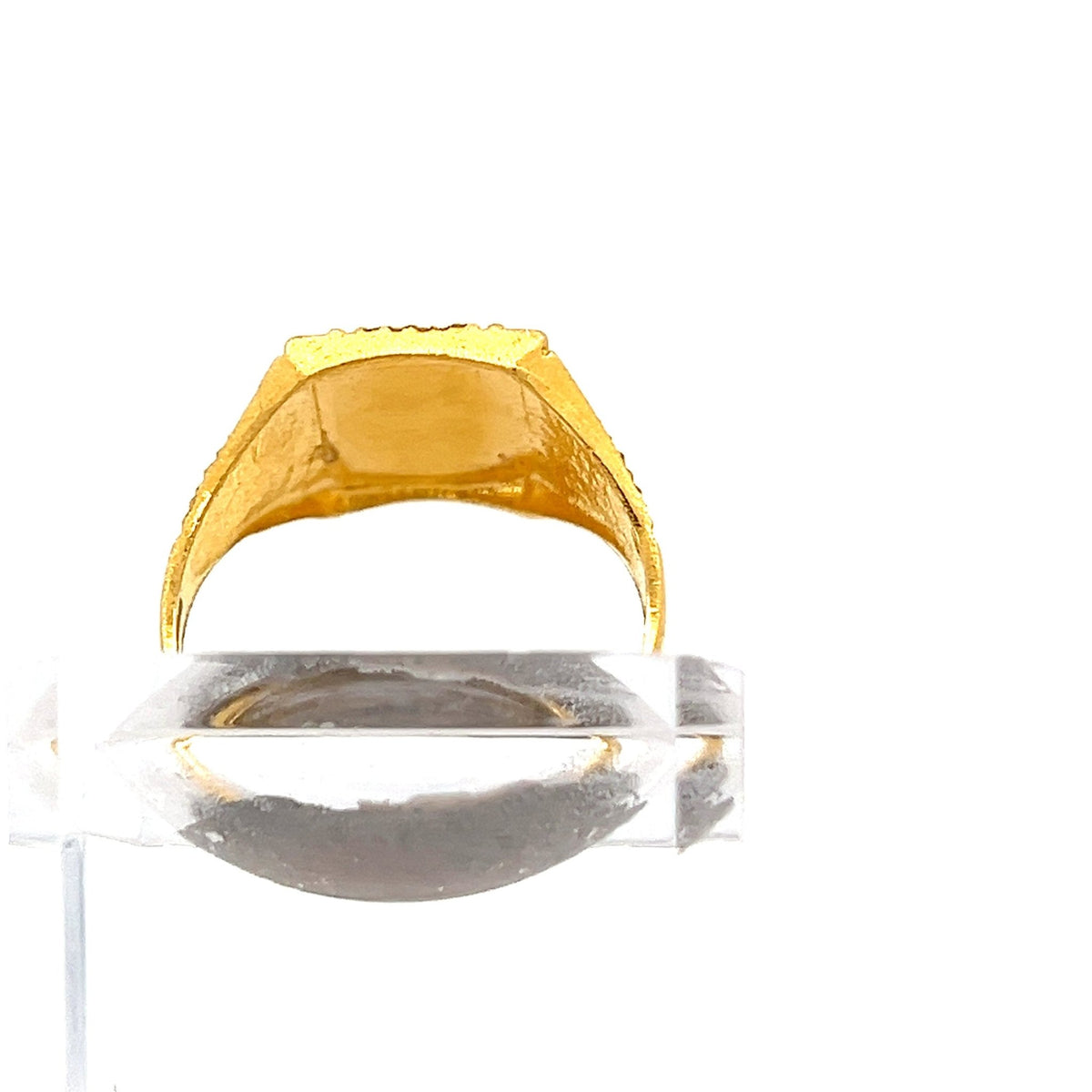 22ct Gold Geometric Engraved Signet Ring - FJewellery