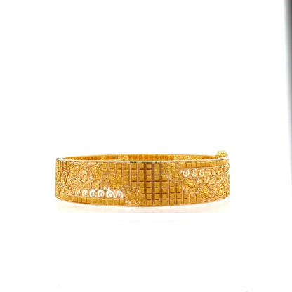 22ct Gold Paisley and Textured Pattern Bangle - FJewellery