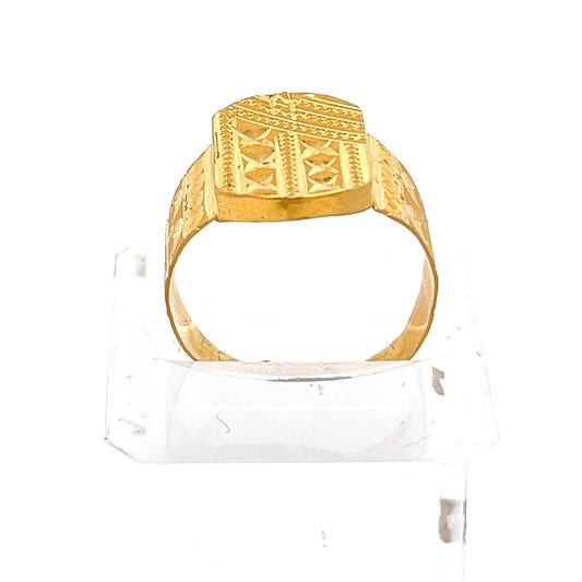 22ct Gold Rectangular Engraved Signet Ring - FJewellery
