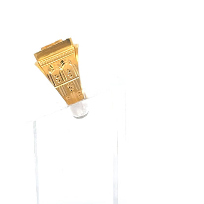 22ct Gold Rectangular Signet Ring with Engraved Detailing - FJewellery