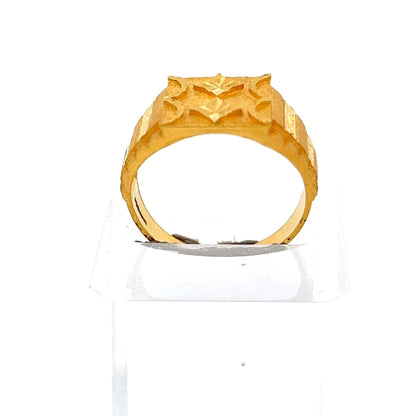 22ct Gold Ridged Geometric Pattern Ring - FJewellery