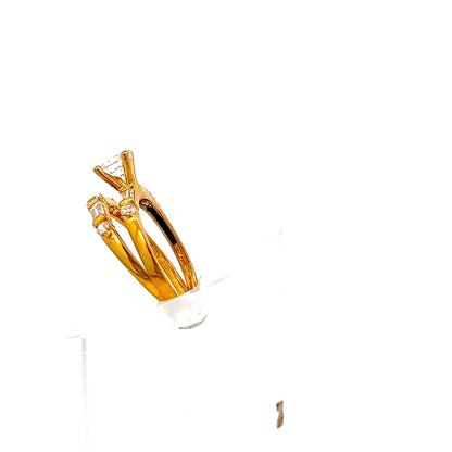 22ct Gold Split Shank Ring with Clear Stone Setting - FJewellery