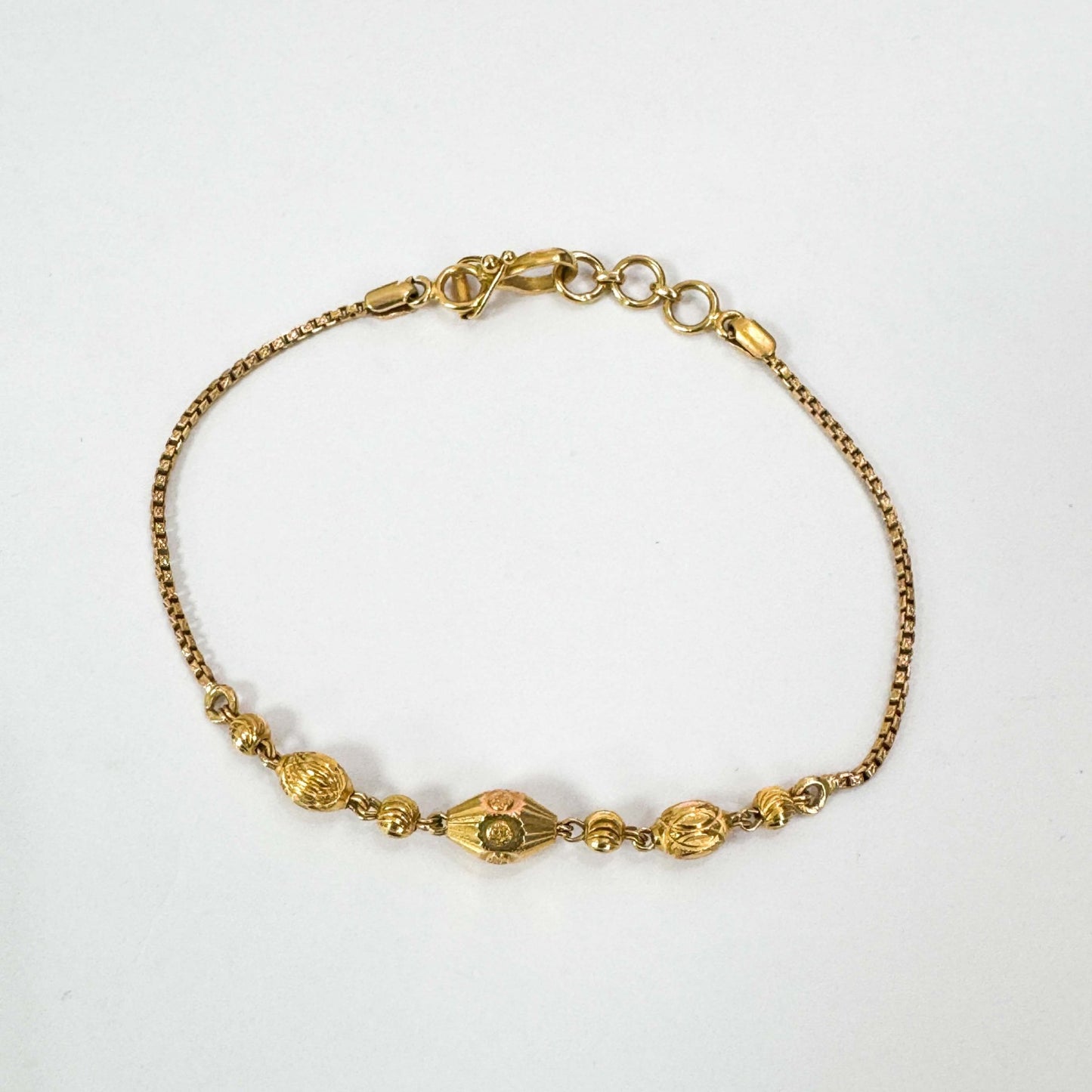 22ct yellow gold pre - loved bracelet 05001926 - FJewellery
