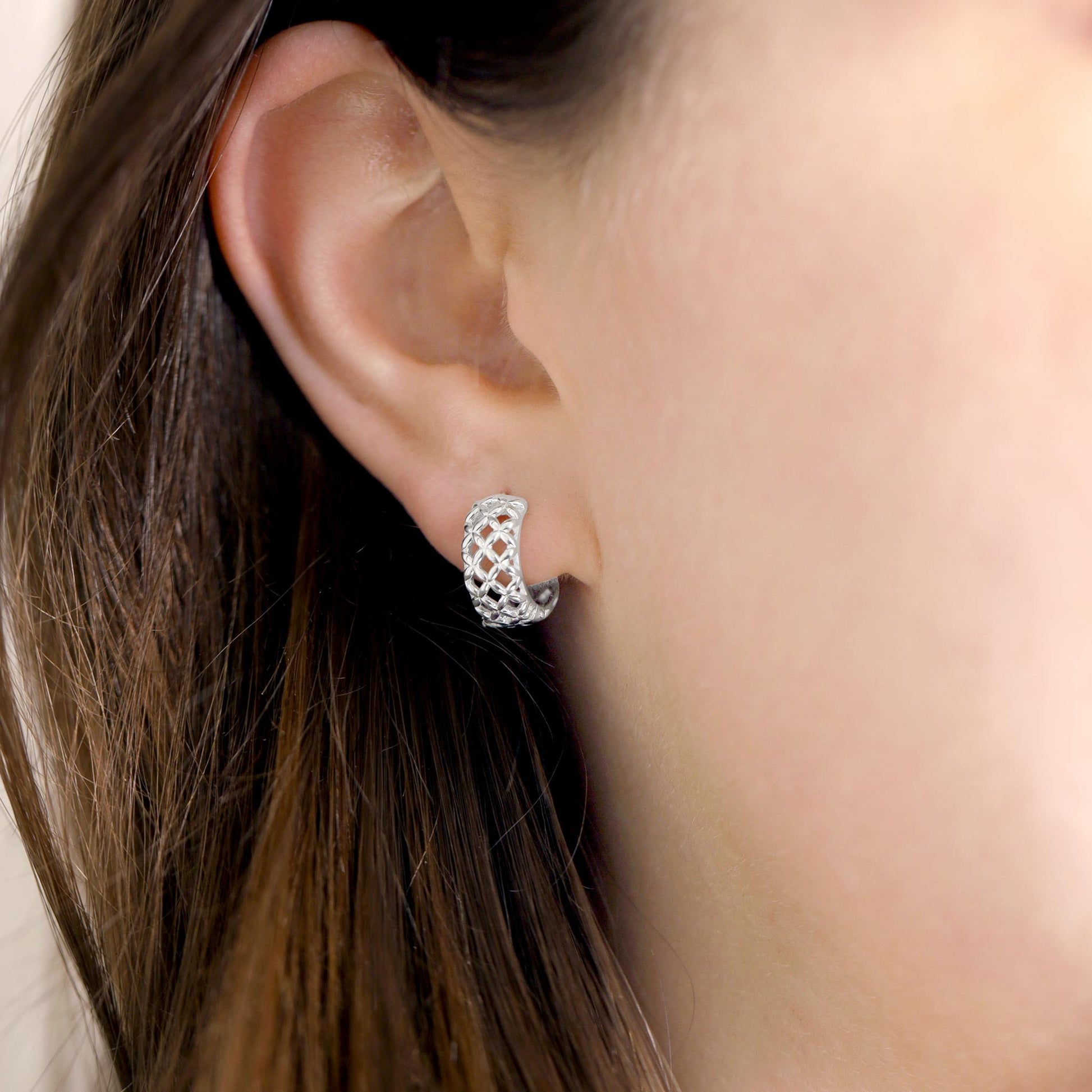 925 Silver Rhodium Plated Lattice Effect Earrings SER3013 - FJewellery