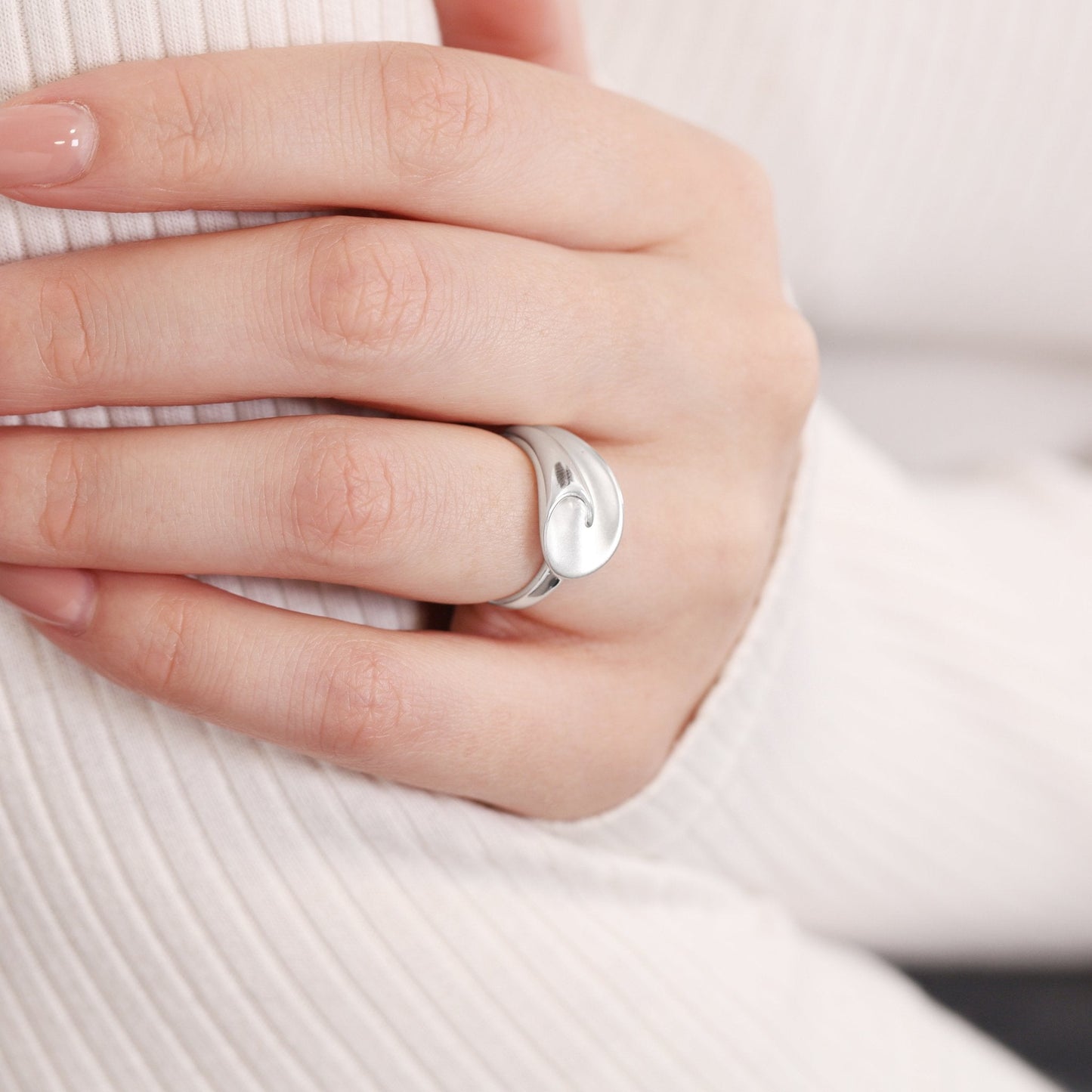 925 Sterling Silver  Abstract Shell Ring