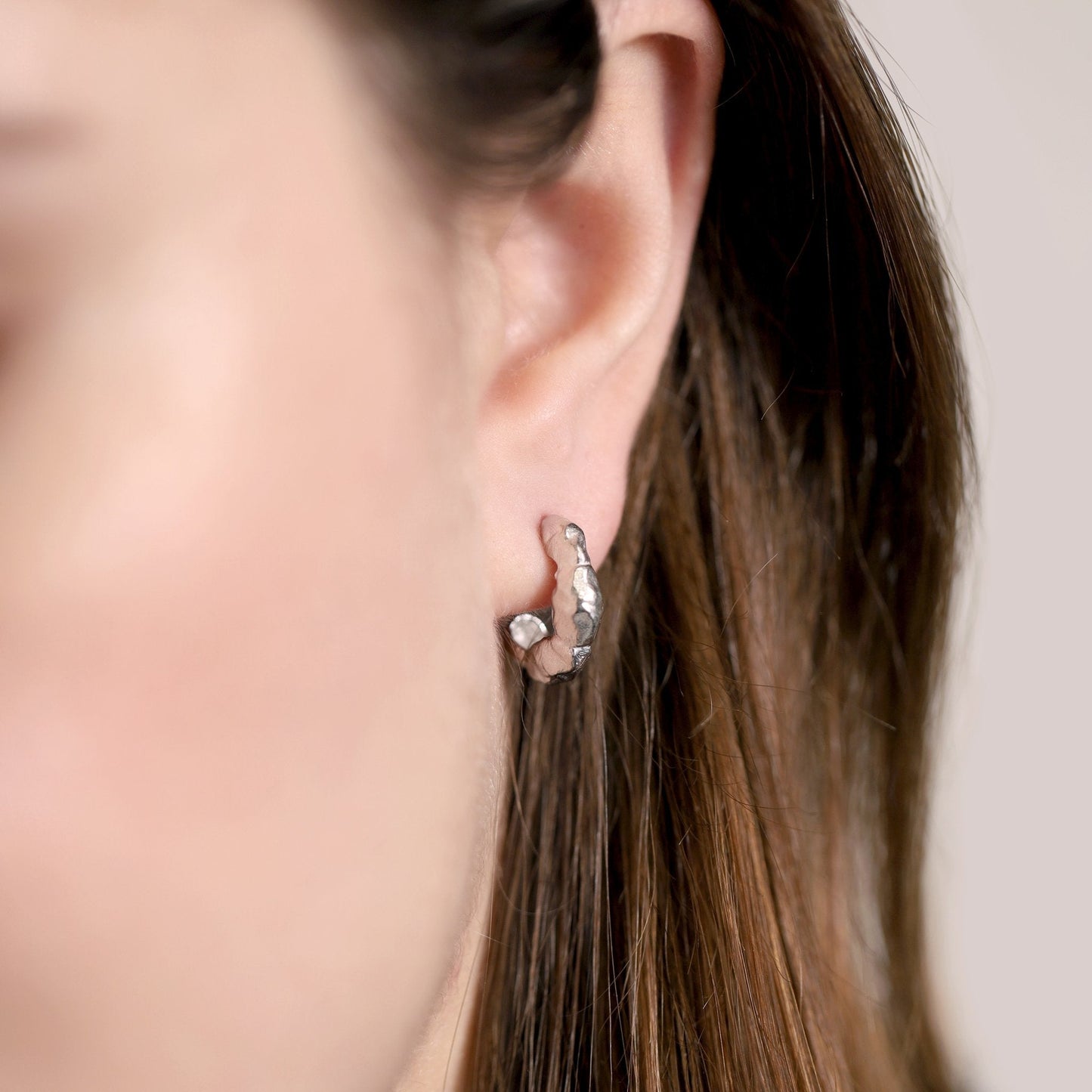 925 Sterling Silver Rhodium Plated Small "nugget" Hoop Earrings SER3006 - FJewellery