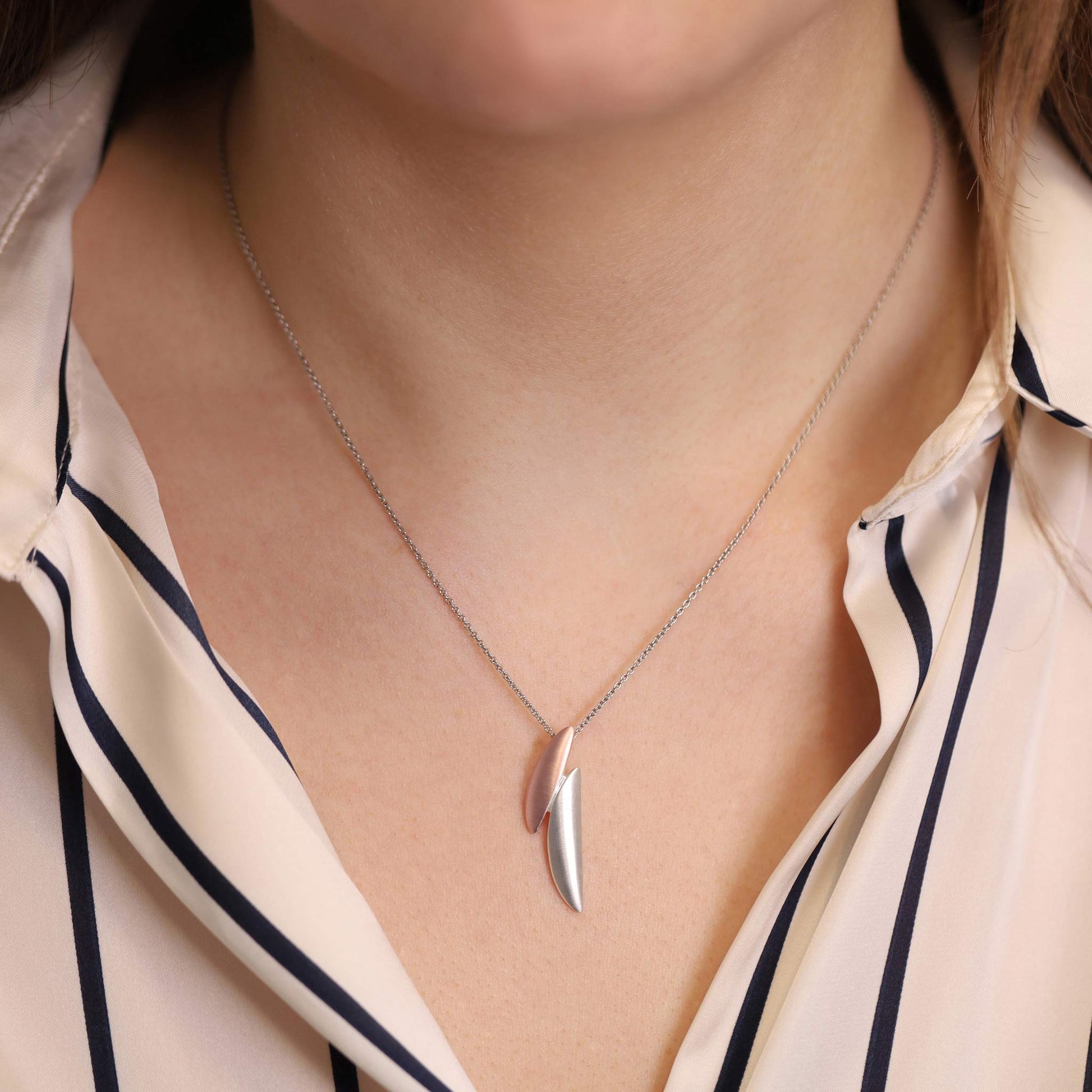 925 Sterling Silver Wave Pendant SPD10001 - FJewellery