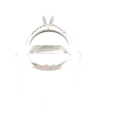 9ct Gold Round Clear Stone Solitaire Ring with Shoulder Stones - FJewellery