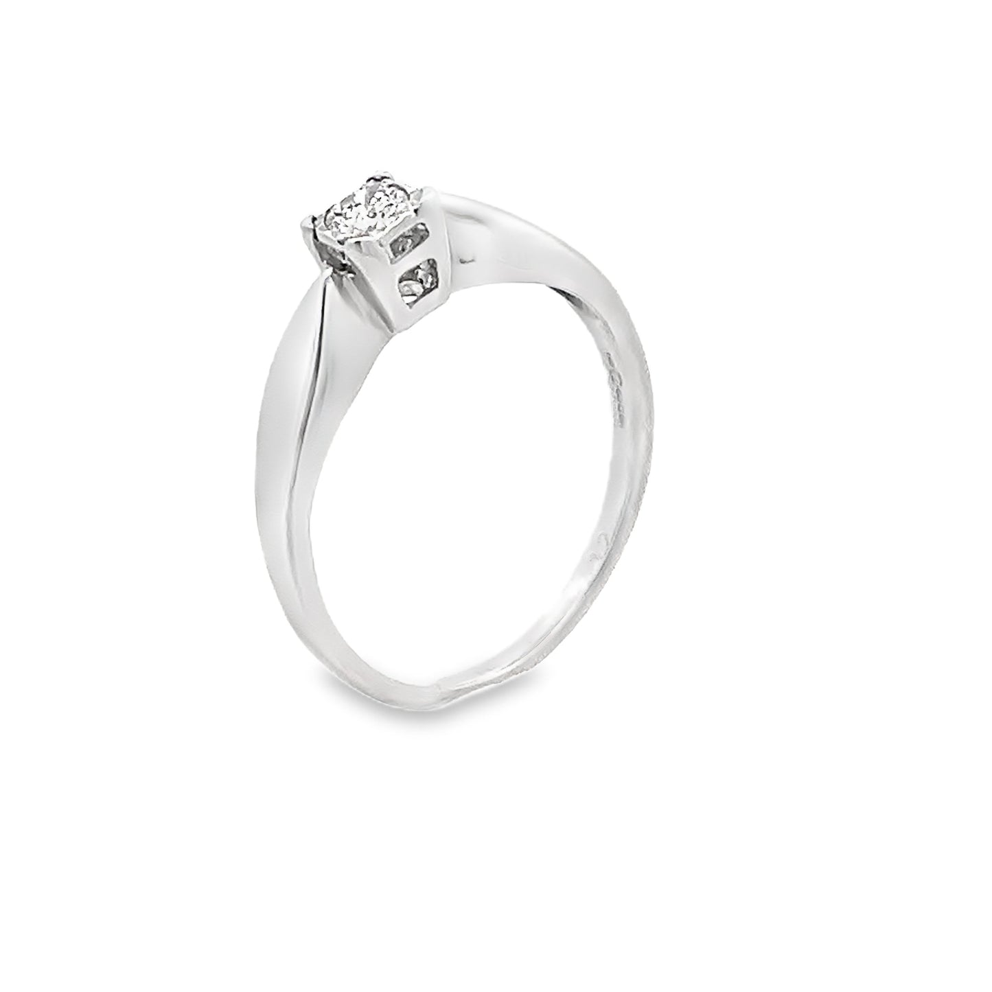 9ct white gold pre-loved ring with diamond 08000391 - FJewellery