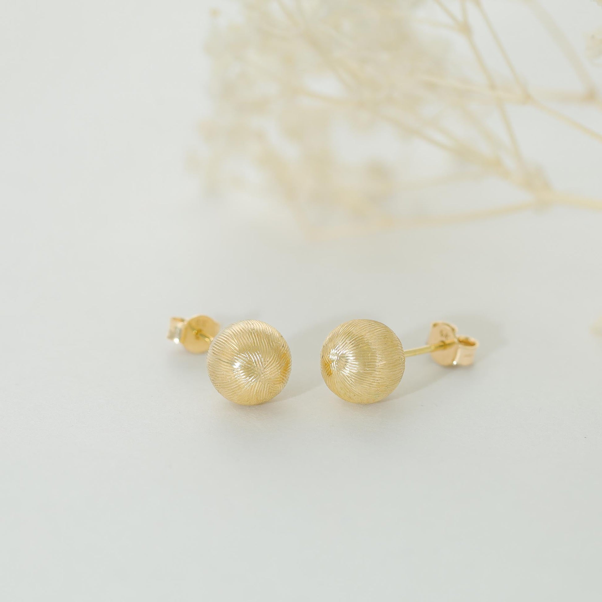 9ct Yellow Gold Ball Stud Earrings - 9mm - FJewellery