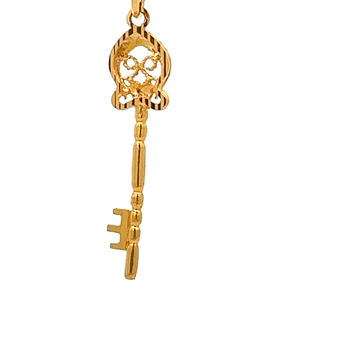 22ct Gold Key Pendant with Ornate Cluster Detail