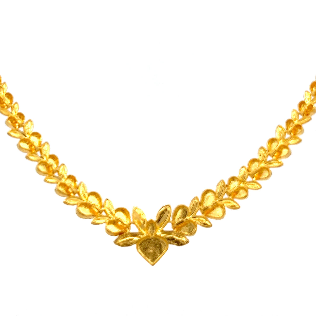 22ct Gold Floral Leaf Motif Necklace