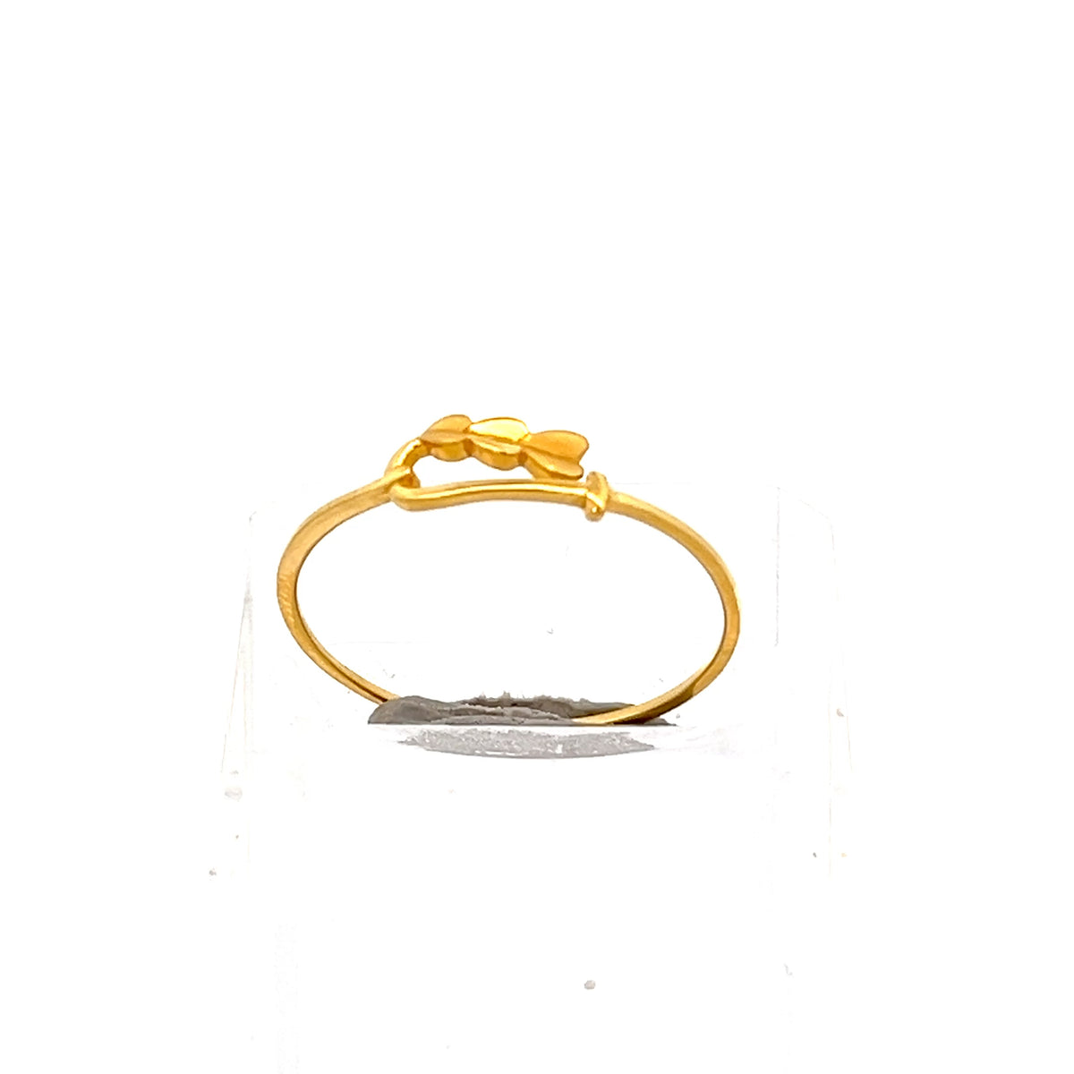 22ct Gold Ring with Bow Detail