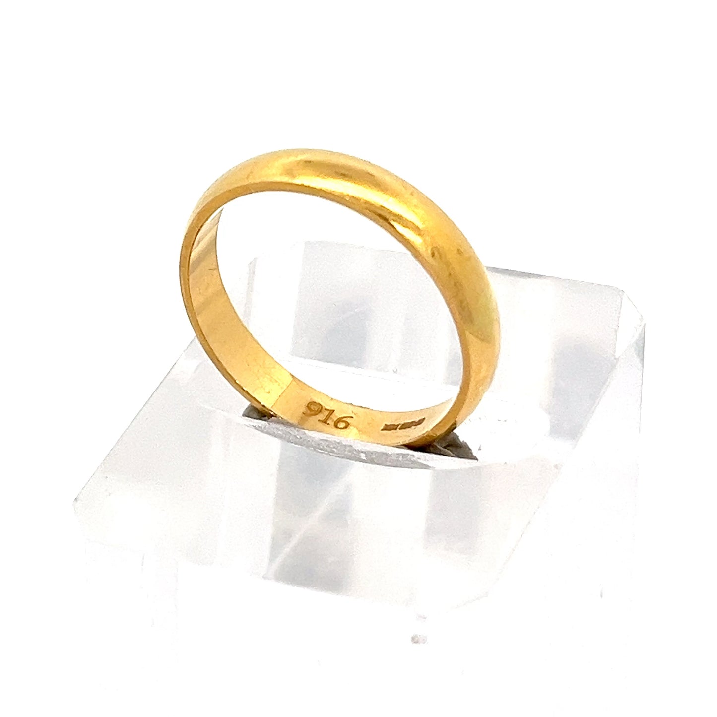 22ct Gold Plain Curved Band Ring