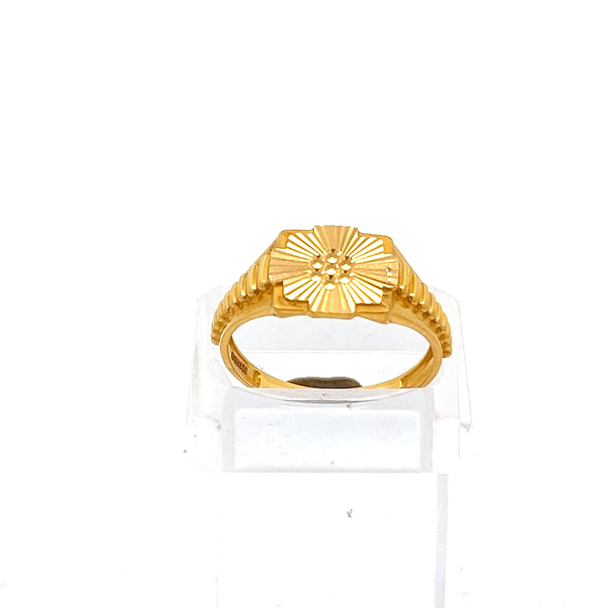 22ct Gold Rectangular Sunburst Pattern Ring