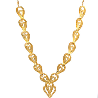 22ct Gold Heart Link Pendant Necklace with Textured Detail