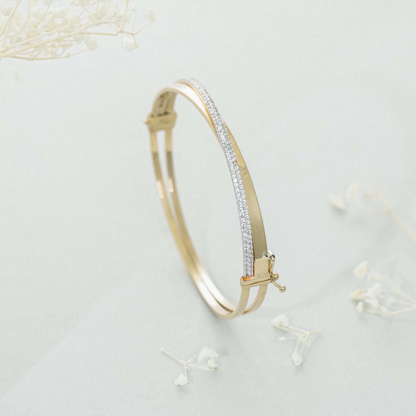 9ct Yellow Gold Cubic Zirconia Crossover Detail Bangle