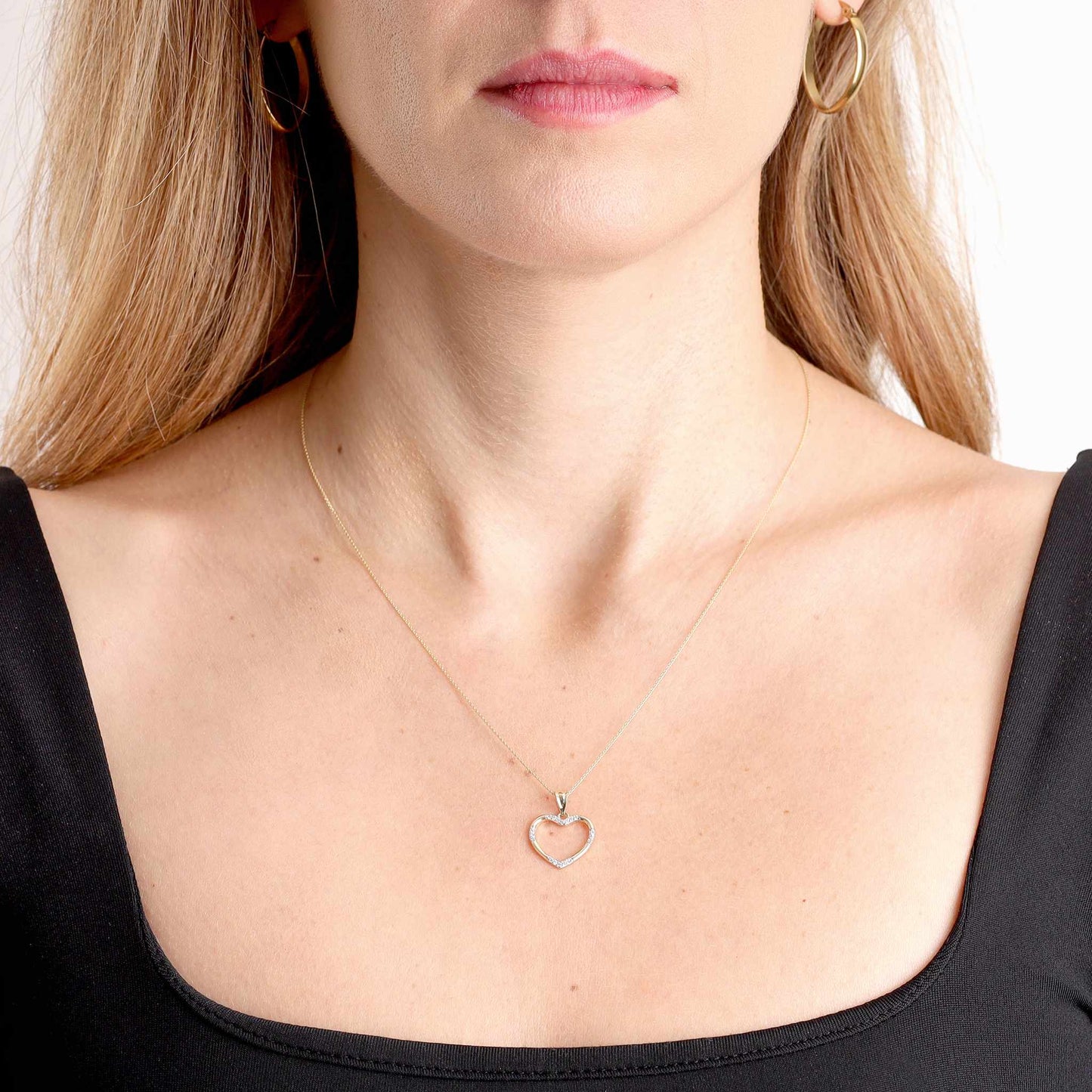 9ct Yellow Gold Cubic Zirconia Detail Heart Pendant