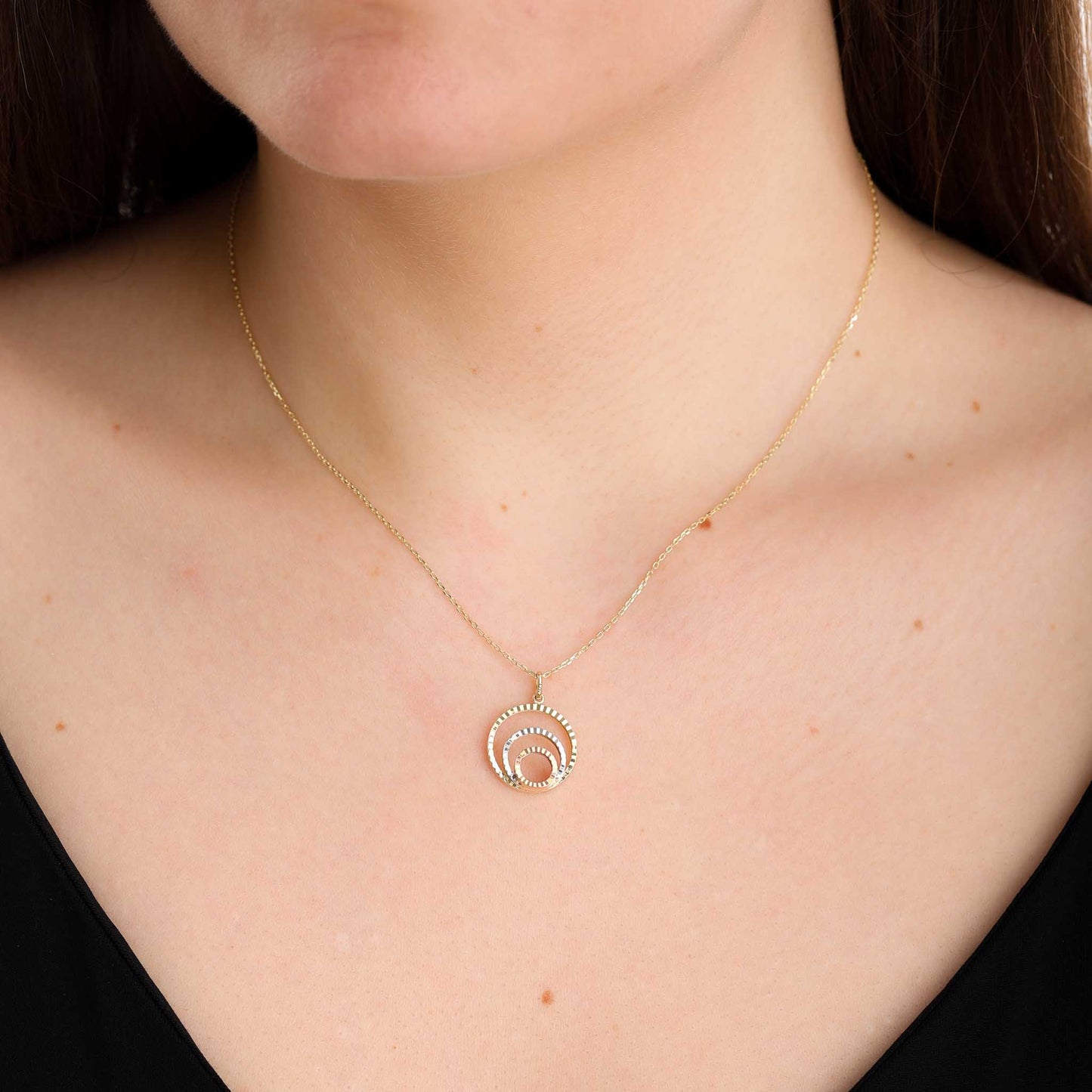 9ct Yellow Gold Tri Colour Circle Pendant Necklace