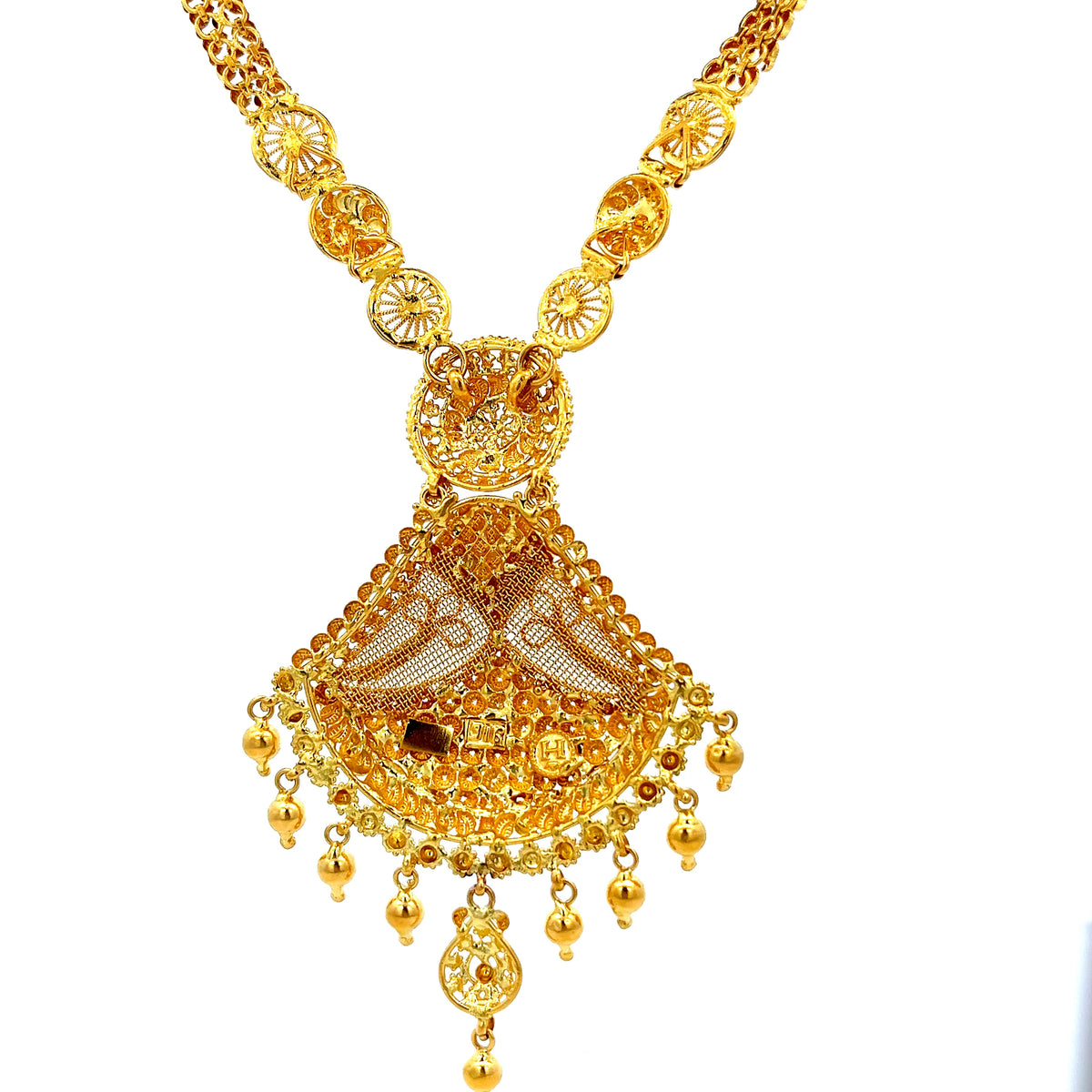 22ct Gold Ornate Filigree Pendant Necklace with Drop Details
