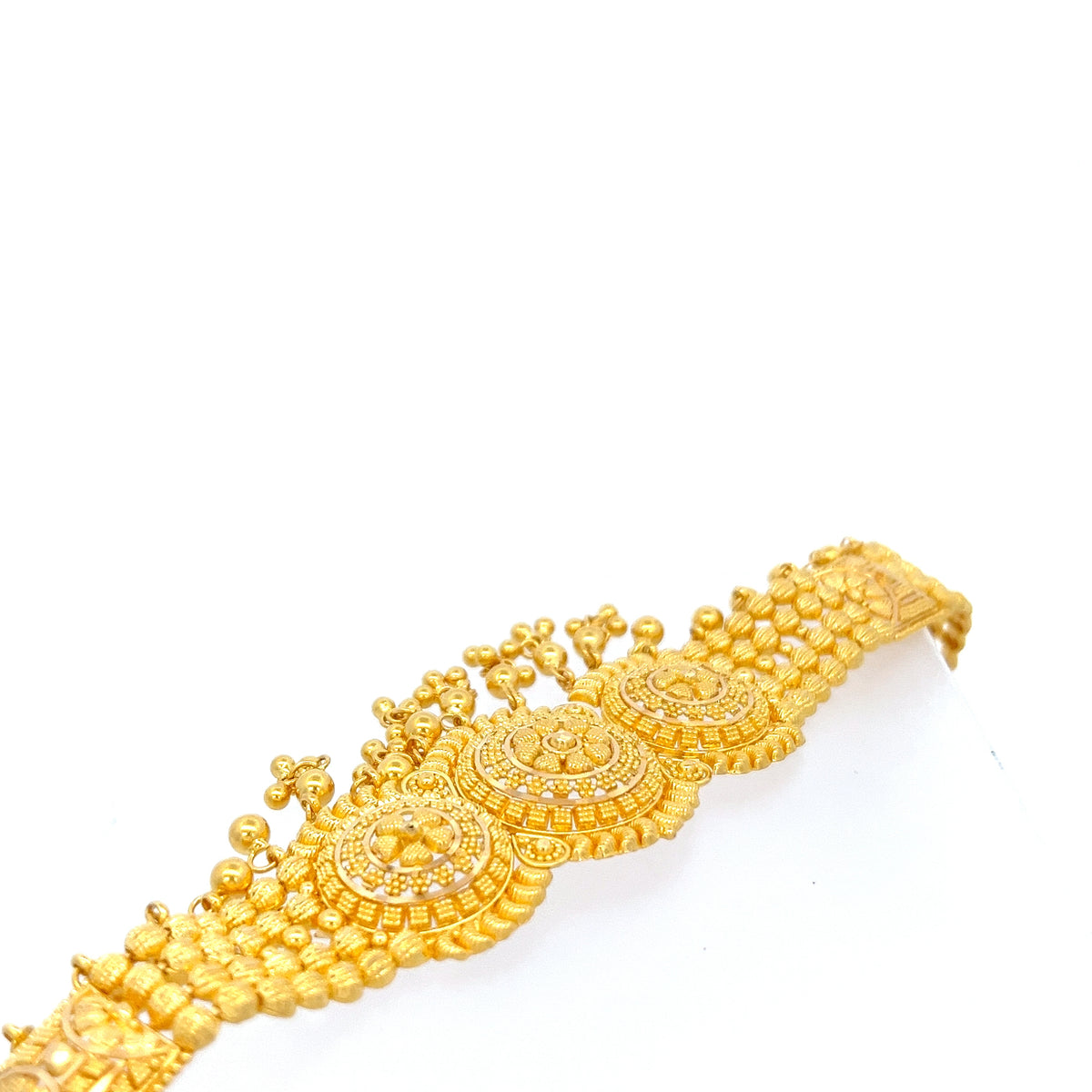 22ct Gold Ornate Filigree Pendant Necklace with Pearl Details
