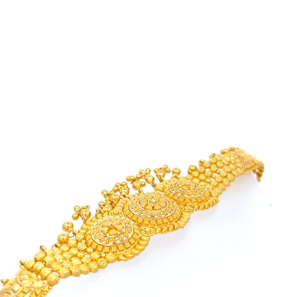 22ct Gold Ornate Filigree Pendant Necklace with Pearl Details