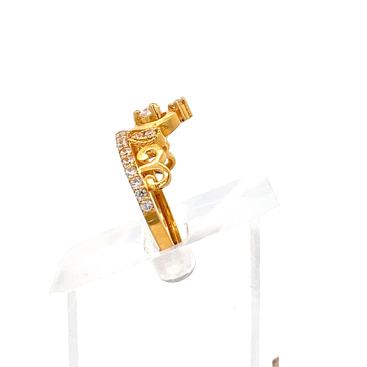 22ct Gold Cluster Ring with Clear Stone Shoulder Setting