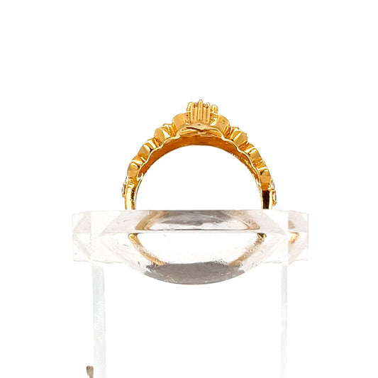 22ct Gold Cluster Ring with Clear Stone Shoulder Setting