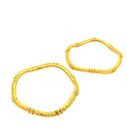 22ct Yellow Gold Patterned Bangle PZ325-BN68
