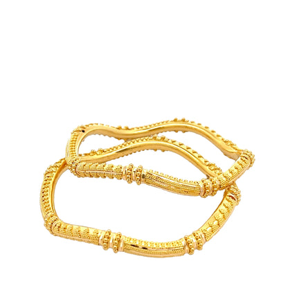 22ct Yellow Gold Patterned Bangle PZ325-BN68