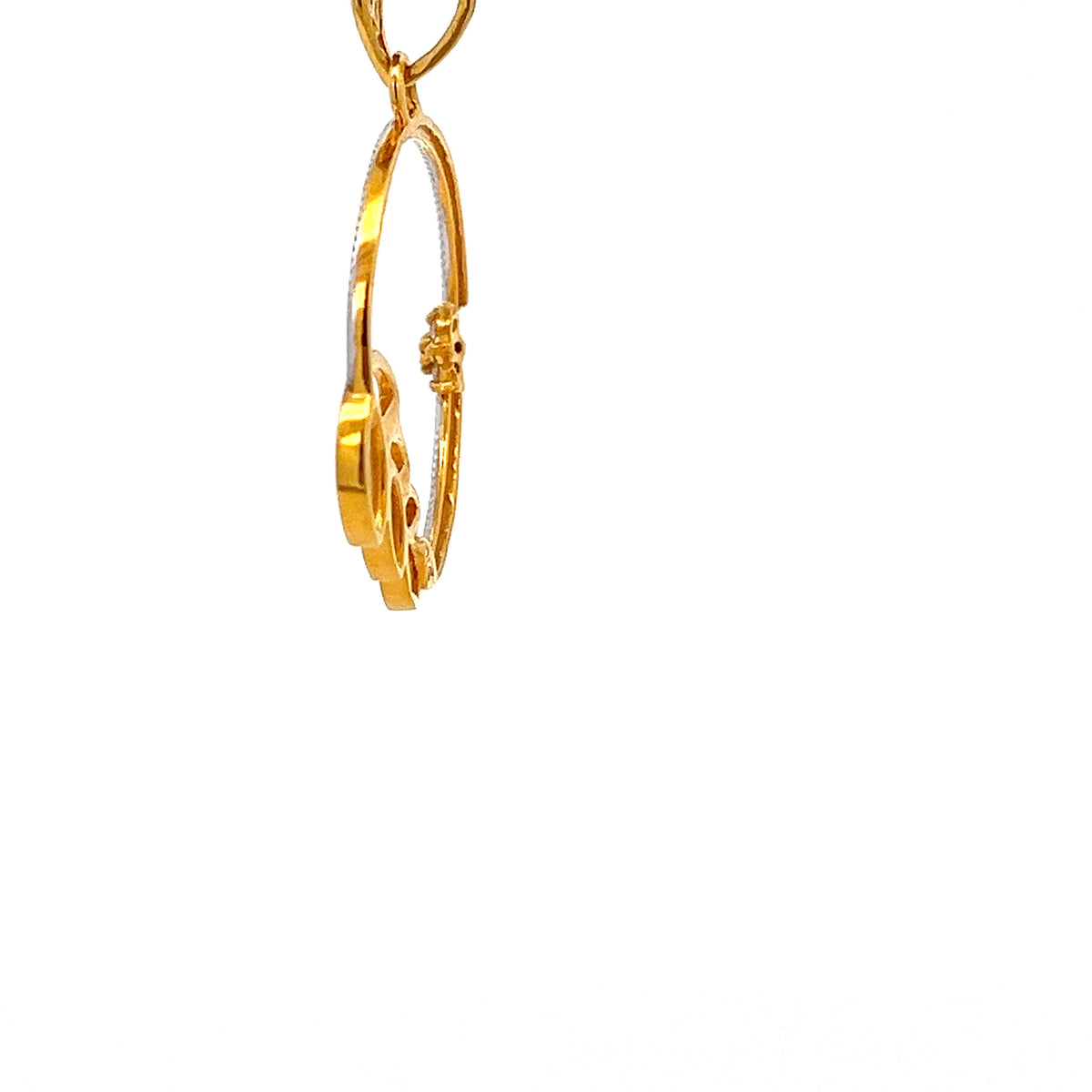 22ct Gold Circular Pendant with Leaf Motif and Clear Stones