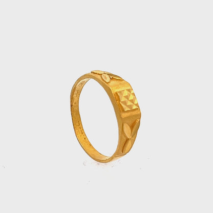 22ct Pre-owned Gold Decorative Ring FCP05000452-4