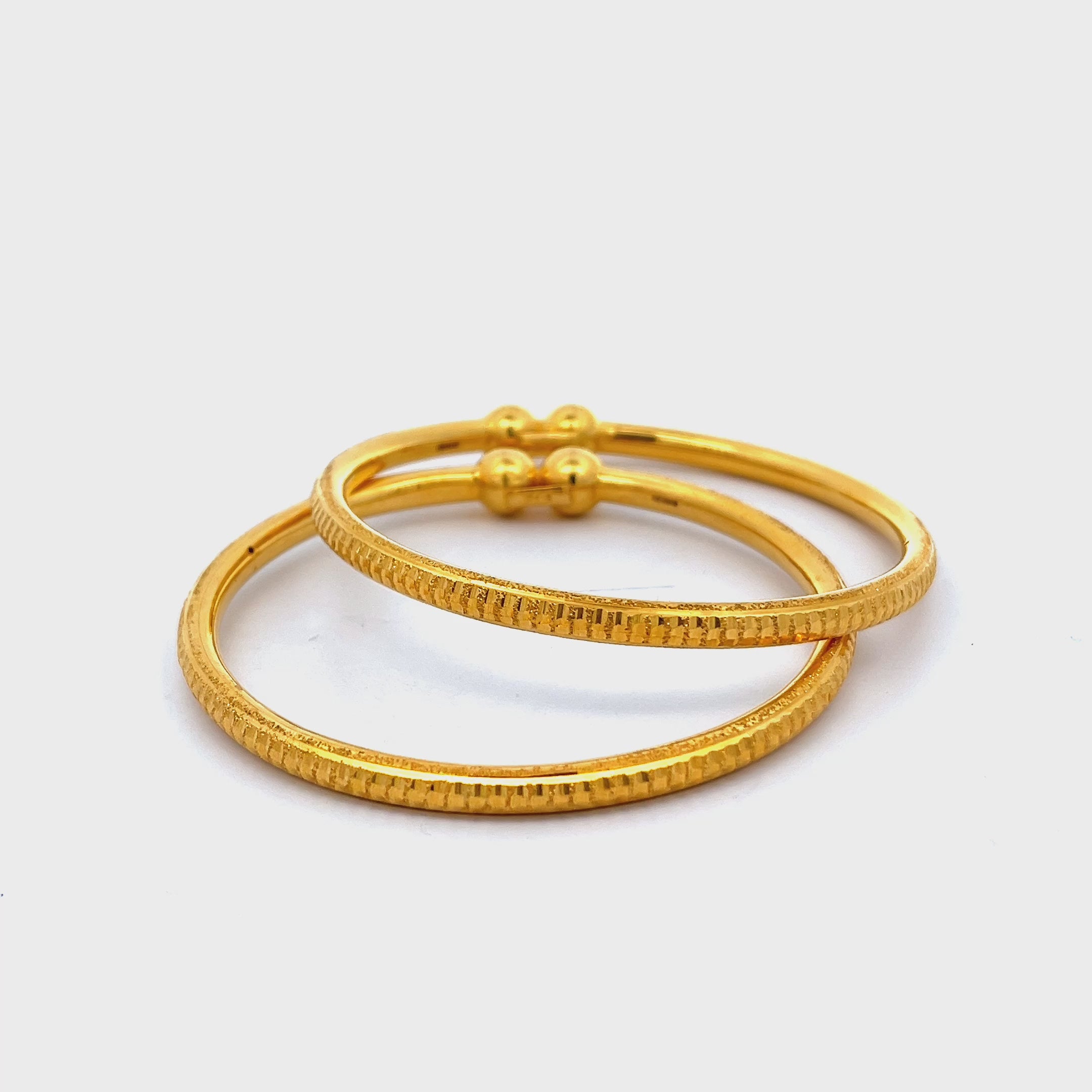 22ct Yellow Gold Textured Bangle PZ325-BN25 – FJewellery